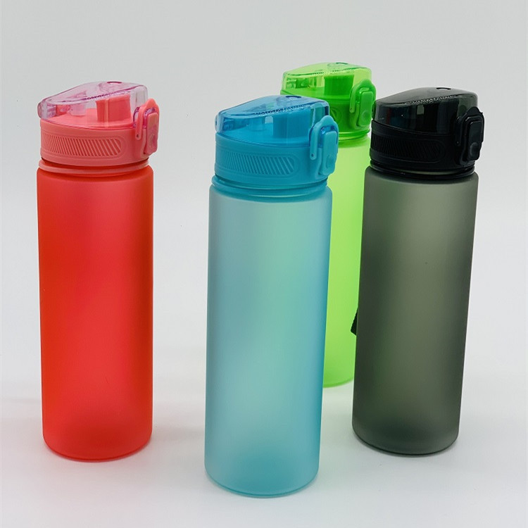 Personalize Water Bottle Porta - Sports Equipment And Names recension och pris