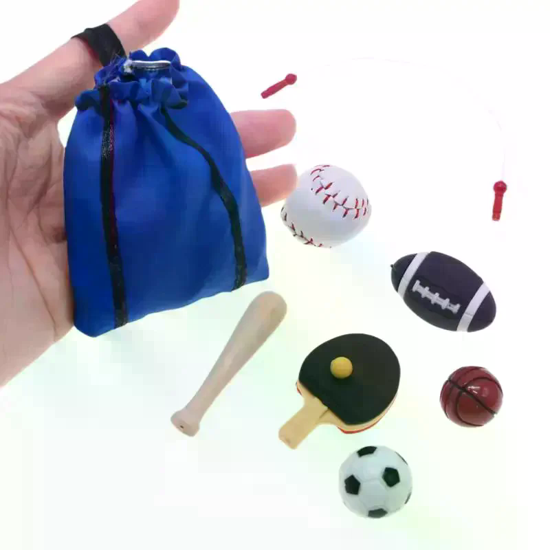 1/12 Dollhouse Simulation Mini - Sports Equipment Football recension och pris