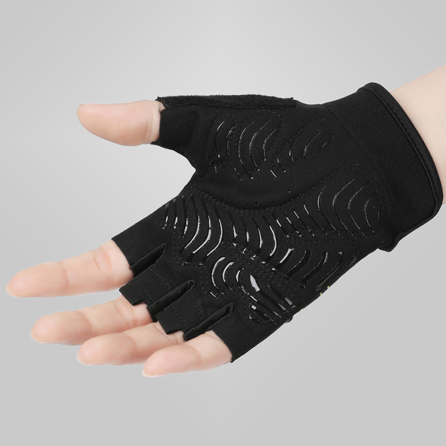 Breathable Anti-Slip Sports Gl - Sports Equipment And Names recension och pris