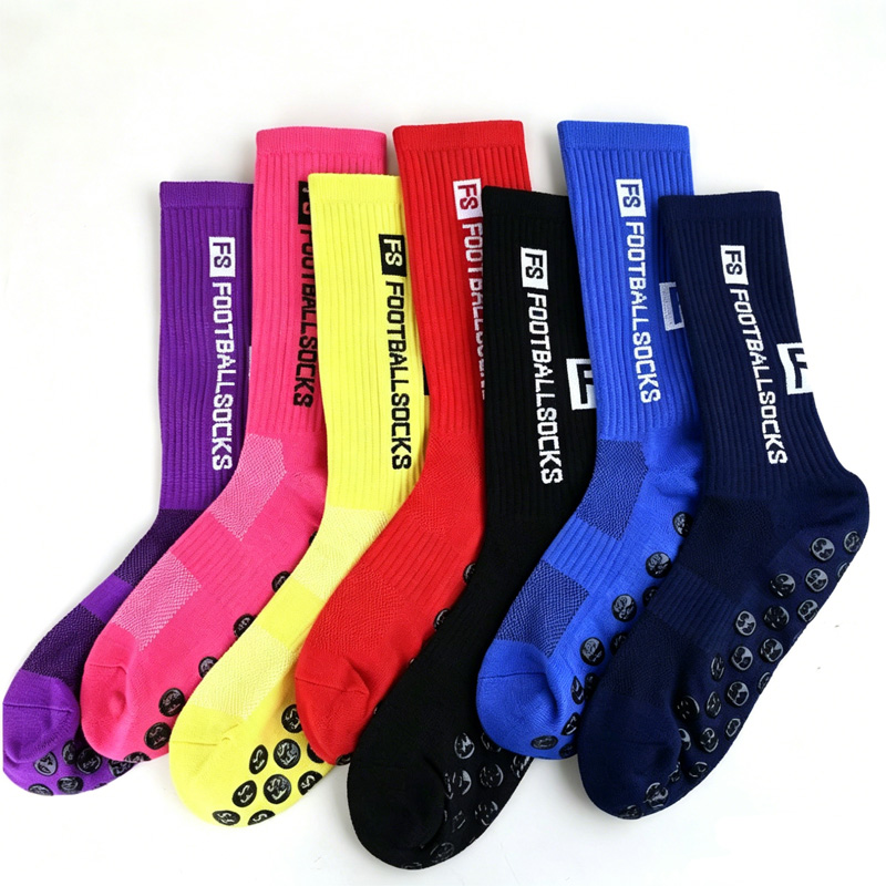 1 Pair Grippy Sports Crew Sock - Sports Equipment Football recension och pris